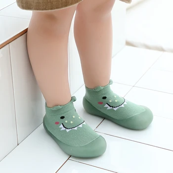 Детская обувь с мягкой резиной, милые хлопковые туфли с животными для маленьких девочек и мальчиков, весенне-осенние нескользящие кроссовки для первых шагов