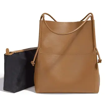 Женская сумка-мешок из натуральной кожи 2023, Новая Вместительная Простая И Щедрая сумка для пригородных поездок на одно плечо подмышкой, модная сумка-тоут