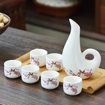 Креативный горшок для Саке с чашкой Элегантный Китайский Винный набор Винтажный домашний Керамический набор для Саке, Посуда для напитков в кухонном баре, Подарки на день рождения