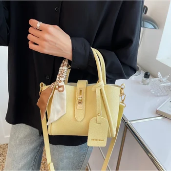 Маленькая женская сумка через плечо из искусственной кожи 2023, весенний тренд моды, дизайнерские женские модные сумки, сумки через плечо