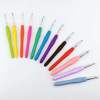 Набор для вязания крючком с цветной силиконовой мягкой ручкой, булавка для ручного вязания 