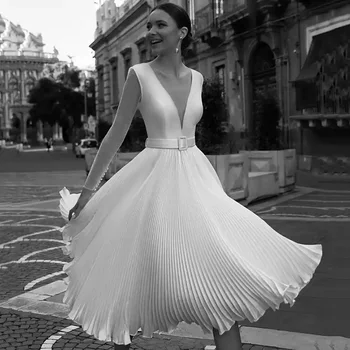 Пышное Короткое свадебное платье с длинными рукавами чайной длины, женское свадебное платье с V-образным вырезом