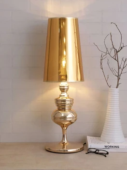 Современная настольная лампа Guard, креативная настольная лампа Nordic, Прикроватная тумбочка, лампа для спальни, кабинета, лампа для чтения с лампочками