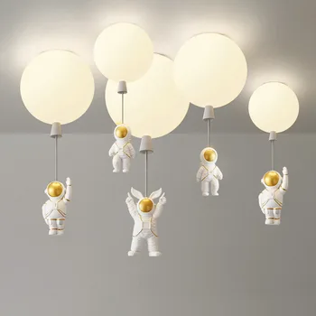 Современное украшение детской спальни Акриловый потолочный светильник с воздушным шаром Простой светильник из смолы Astronaut LED E27 для мальчиков и девочек