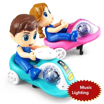 Электронные качели, светомузыкальный мотоцикл, Мультяшная вращающаяся игрушечная машинка на батарейках, кукла-младенец, подарок для детей
